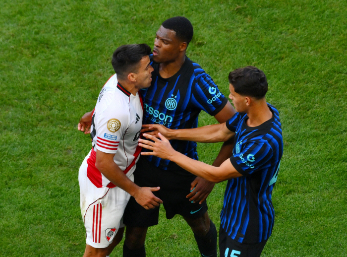 Club World Cup Tainted by Scuffles, Attractors of Violence in Attention...You made an accident at the Qatar World Cup, and you got stuck again