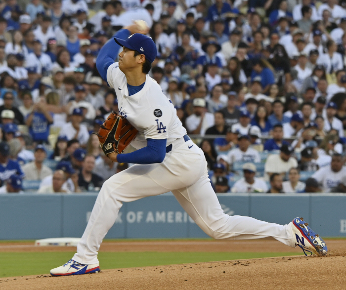 Global superstar, who is always No. 2, gets the most votes in his third career, winning by 45,315 votes against Ohtani