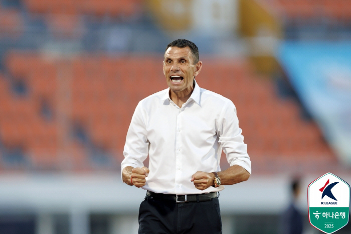  What does it mean to lose? Jeonbuk beat Gimcheon 21 with multiple goals in Compagno and has not lost 17 consecutive games...By 10 points against Daejeon, which is tied with Jeju