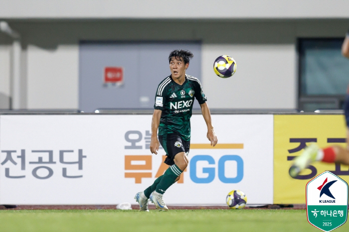  What does it mean to lose? Jeonbuk beat Gimcheon 21 with multiple goals in Compagno and has not lost 17 consecutive games...By 10 points against Daejeon, which is tied with Jeju