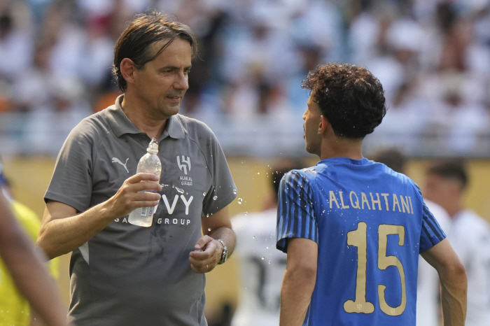 A master does not discriminate between teams…Suddenly, Al Hilal's baton, Jagi, Inter Milan-style organizational football, a round of 16 miracle