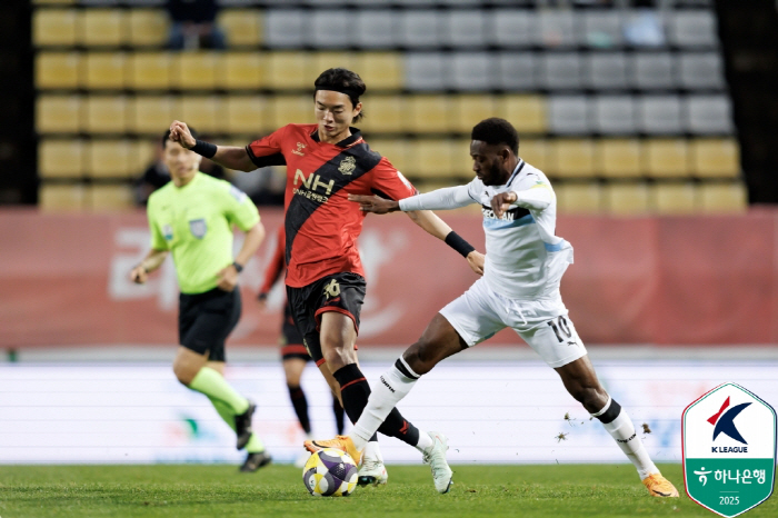  A huge slope! K-League Jewel Lee Kang-hee signs a four-year contract to transfer to Austria's prestigious Vienna