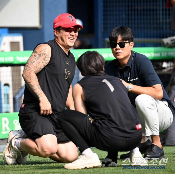  Choi Hyungwoo, Park Chanho, I'm in good condition today as well