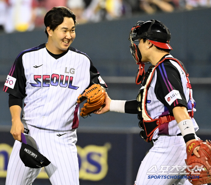  Yoo Young Chan and Park Dongwon defended their victory by a point