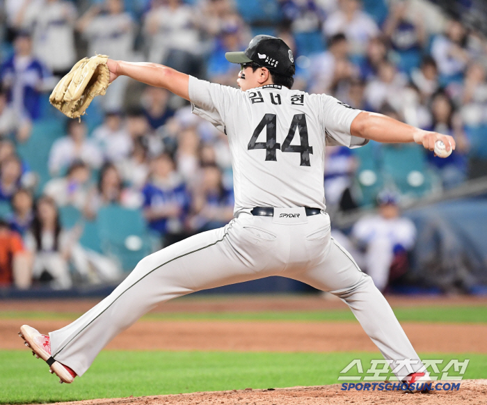 Young-gun, the No. 1 All-Star closing pitcher who faced off on the mound in the 9th inning with the leader of the last team, will continue the legendary closing line