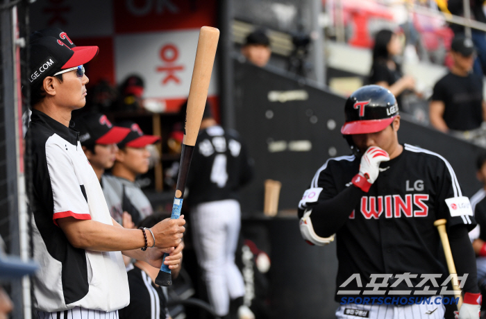 YOUNG HYUN, I'm sorry Lee Jeok-sa, who destroyed his old team, had a good eye for Chun Seong-ho and Chol-ryang