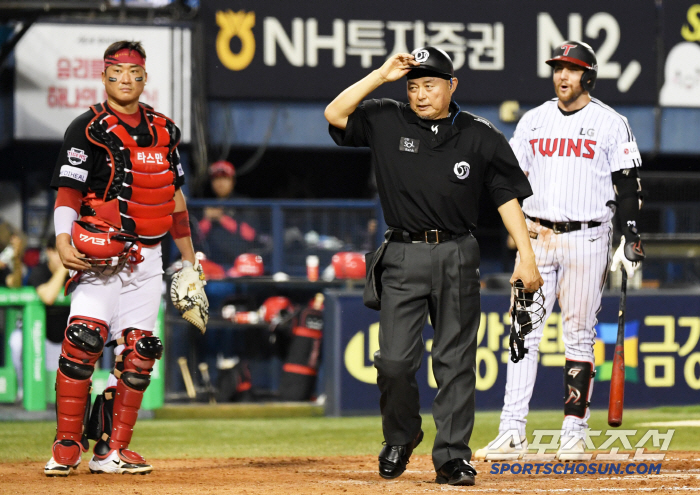 Coach Lee Bum-ho (Jamsil site) appealed to Austin, who struck out a pitch clock for the first time ever, and Yeom Kyung-yeop, who dropped his head, without missing a mistake against him