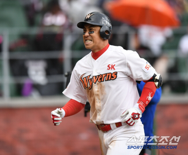 Kangmin Kim, I was a superstar…It's a bit unfortunate. Legend ahead of the retirement ceremony, SSG head coach's honest intentions 