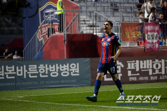 Kim Dae-won Theater Goal → Gangwon, which was forced to leave the top of its head, lost 2-1 to Suwon, 3G, and lost for the first three consecutive games of Suwon season (K League 1 review)