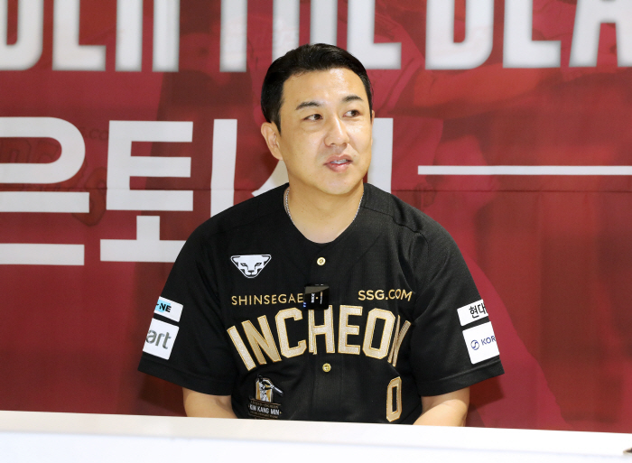 Kim Kangmin's retirement ceremony with a lot of tears? I will never cry...The reason I won't play baseball in the next life is... 