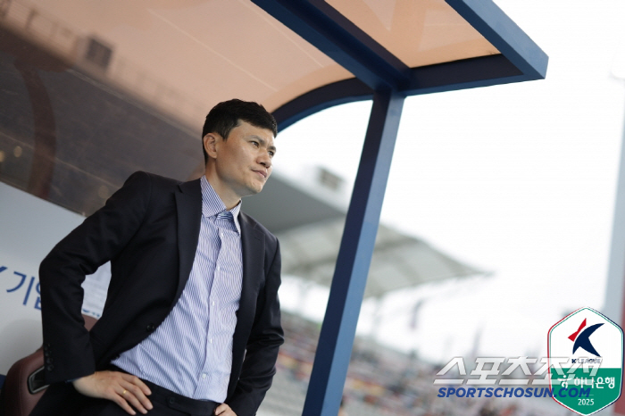 Mulich's Second Coming, Kim Dae-won who was sent off after scoring a theater goal → Gangwon coach Jung Kyung-ho also put his hips like Kim Nam-il 