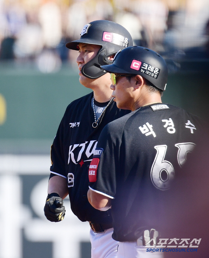  Jang Sung-woo's one-run timely hit to take the lead in the first inning