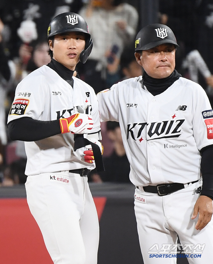 Were you so jealous of the national batter? Was he desperate for a director even if it was a variety show…Baseball genius who has advanced to the championship MVP, the only thing he doesn't have 