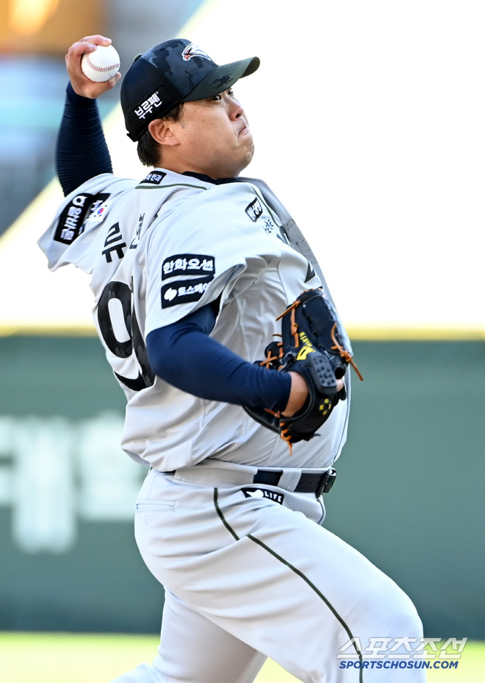 Good throw, good hit! He's a foreigner…SSG, Ryu Hyun-jin's 9K return match to Hanwha and Winning Series