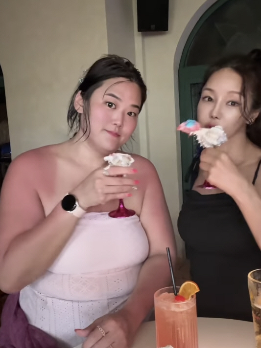 Mina's sister-in-law Suzy exposed herself at a club after losing 70kg and suffered a burn disaster 