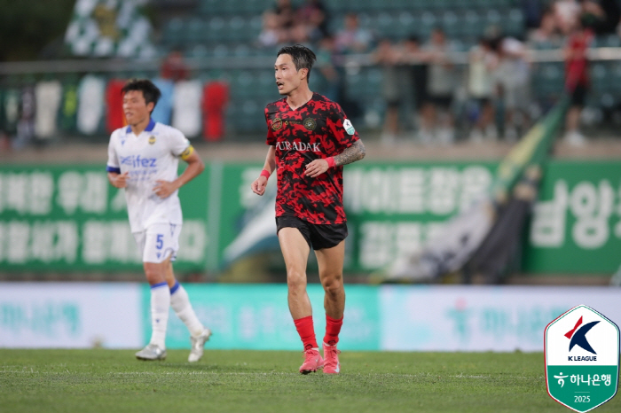 Gimpo FC is a waste, Moon Ji-hwan's dramatic goal 15G undefeated Incheon United 11 draw