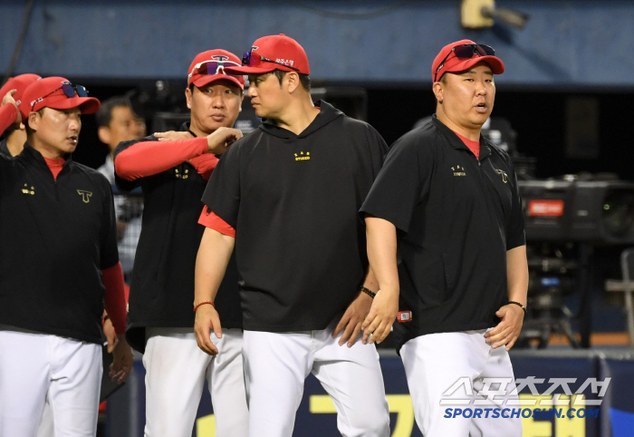  KIA manager Lee Bum-ho won