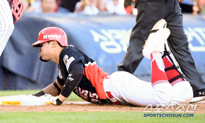 Shout out! Ko Jongwook! KIA in the first round, LG defeated 12-2 and won the Winning Series 