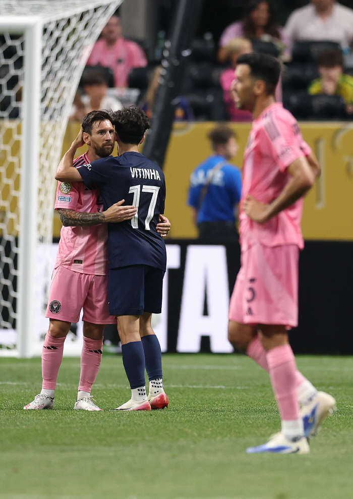 Messi's grudges? PSG Vitinya's Punch Shock Controversy...I walked around a harsh criticism of one's performance