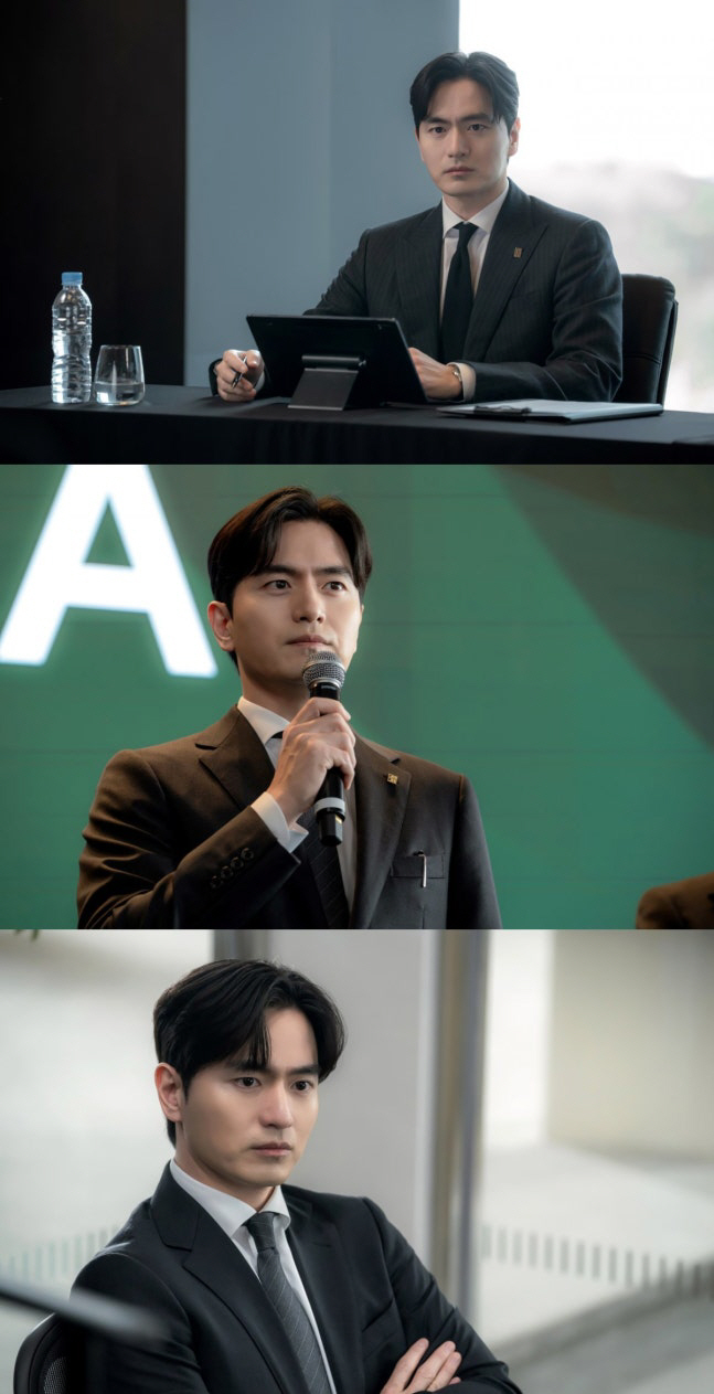 'Sad story, skills'...Lee Jin-wook transforms into a big law firm in JTBC's 'Squire.'