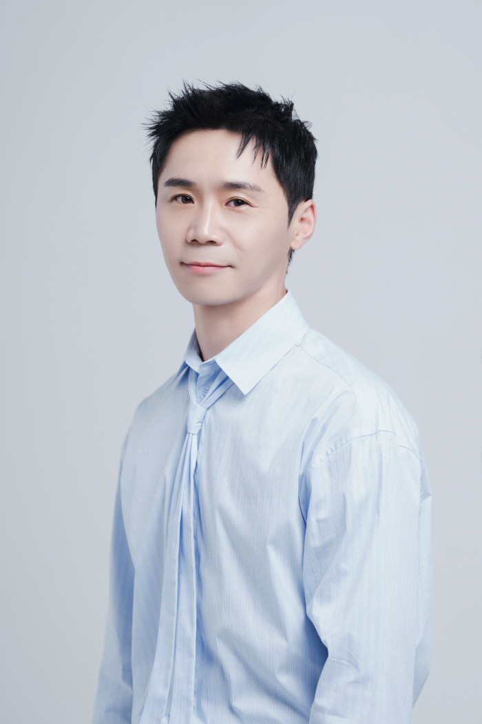  Lim Chul-soo of 'Unknown Seoul' proved his presence again with Lee Chung-gu in Out Unwritten Seoul