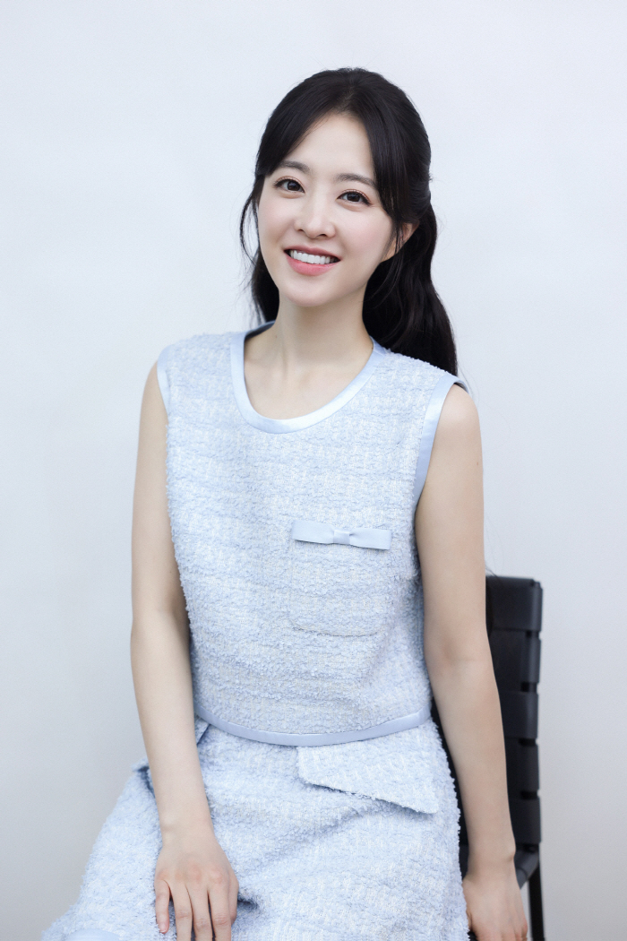  We have to be strong and cry hard on the Han River..Park Bo-young of unknown Seoul, those days of unknown (comprehensive)