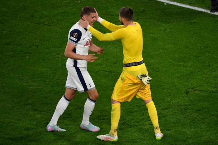 Son Heung-min's first (?) colleague's public verbal abuse was almost defeated by Vicario XX. Joking