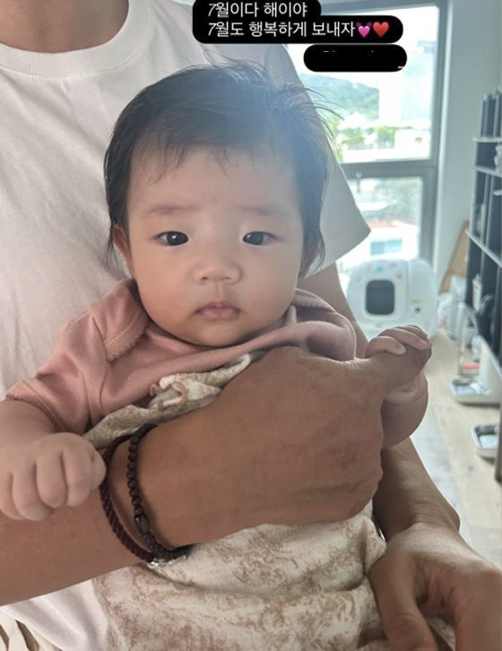 47-year-old Lee Kyu-hyuk, was it hard to raise his daughter on the 80th? A gloomy face ♥ Son Dambi looks tired