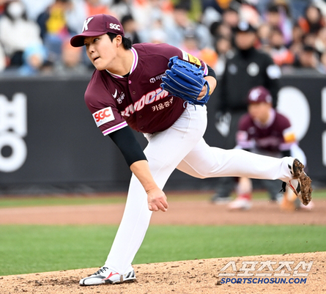 The first nomination, Park Joo-sung over the past seven years, the first start of the game, and the breakthrough of KT's four-game winning streak 