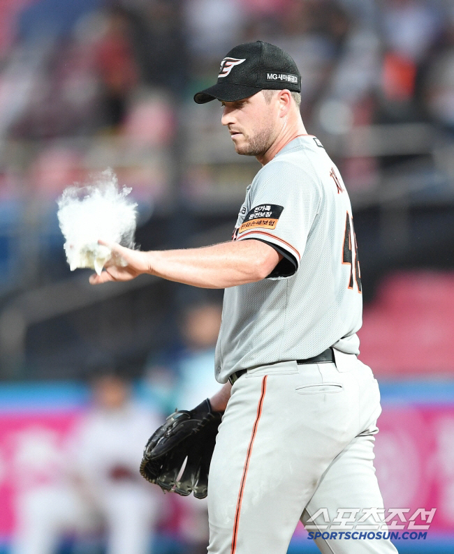 Hanwha's No. 1 Run → What is the influence of God Fonce? He beat the team's all-time No. 1 in the first half of the year…Shockwave beyond imagination. 