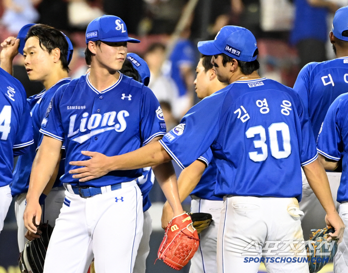 It's summer! On the first day of Park Jin-man's declaration of an all-out war, Samsung's four consecutive losses ended → The players must have been burdened..