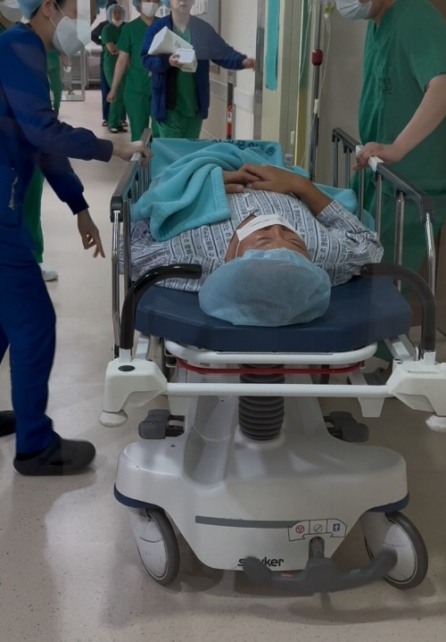 Ju Young-hoon, emergency surgery during his trip to Jeju..♥ Lee Yun-mi had acute central resection, abdominal pain was severe