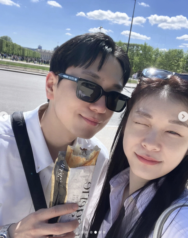 Kim Yu-na ♥ Go Woo-rim transforms into a 'crazy couple' in Paris...Sweet selfies will be released