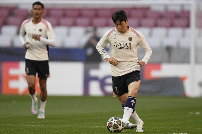 Lee Kang-in is packing at PSG! Lee Chung-yong's aggressive courtship of the EPL team...I'll guarantee you the main position and the time to play