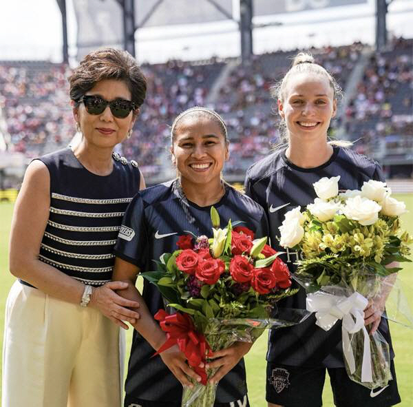 Mansour, a Korean female livestock who jumped into 1.6 trillion won in wealth, unexpectedly appointed as CEO of Olympique Lyon in the second division