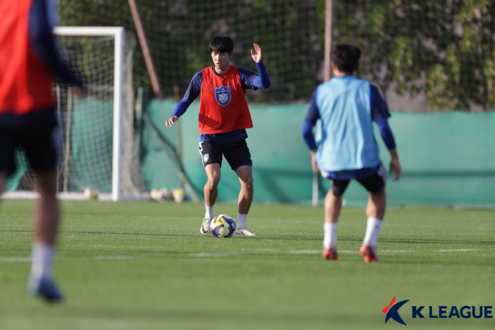  Surprise! K League's top talent born in 2007 enters Europe, Austria's prestigious Salzburg → Reffering loan Hwang Hee-chan follows