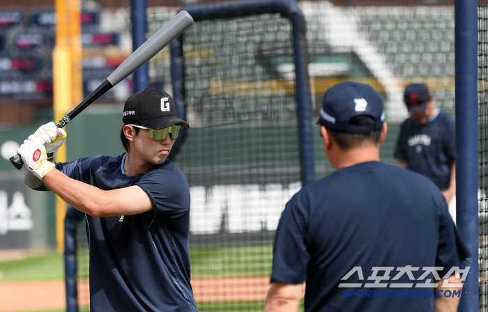  Coach Jeon Min-jae, Kim Tae-hyung, raise your hitting sense