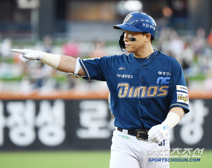  Son Ah-seop's two-run timely hit