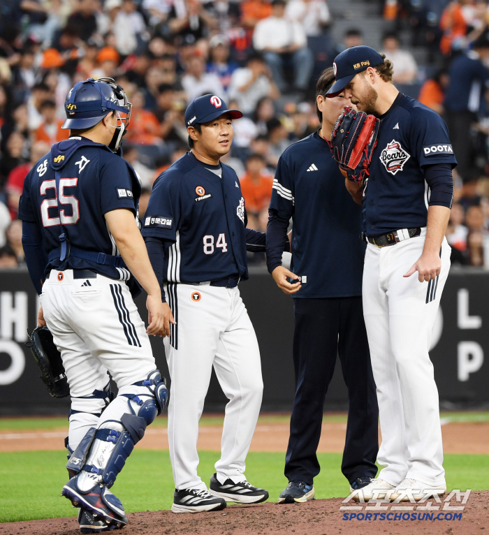 13 hits in 2 ⅔ innings → 7 hits in 3 ⅓ innings → Can't even take out a 1 million pitcher.. I can't help but keep looking forward to it