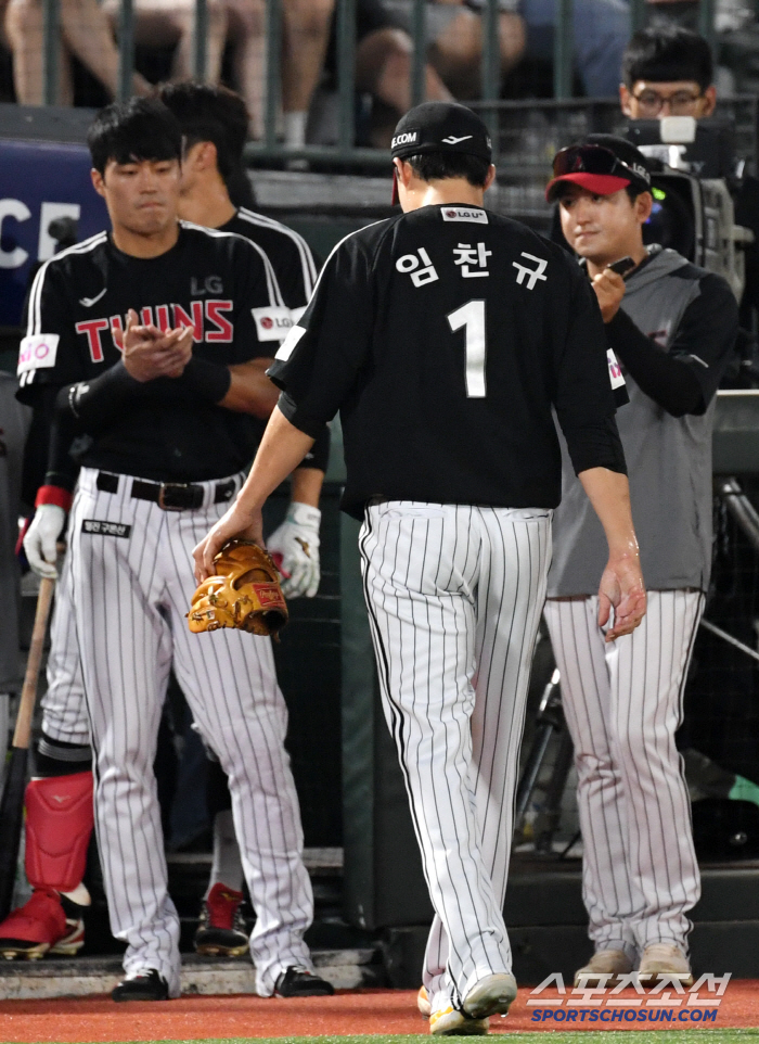 The birth of a new LG killer. 158km Gamboa 6.2 scoreless innings  Jeon Joon-woo's two-run shot  Kim Min-sung's Quiet Guitar Lotte again 1 game difference 