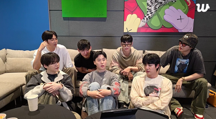 BTS to work on an album with the first intention of making a comeback as a whole next spring.