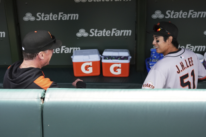 Just wait and see? Shock therapy? What will happen to Lee Jung-hoo, a silent team member, and Melvin, a strong coach?