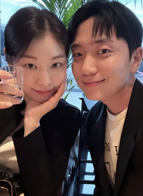 Kim Yu-na ♥ Ko Woo-rim, Paris's Black Couple Love Star → Rumors of Irregularity and Divorce have been warned