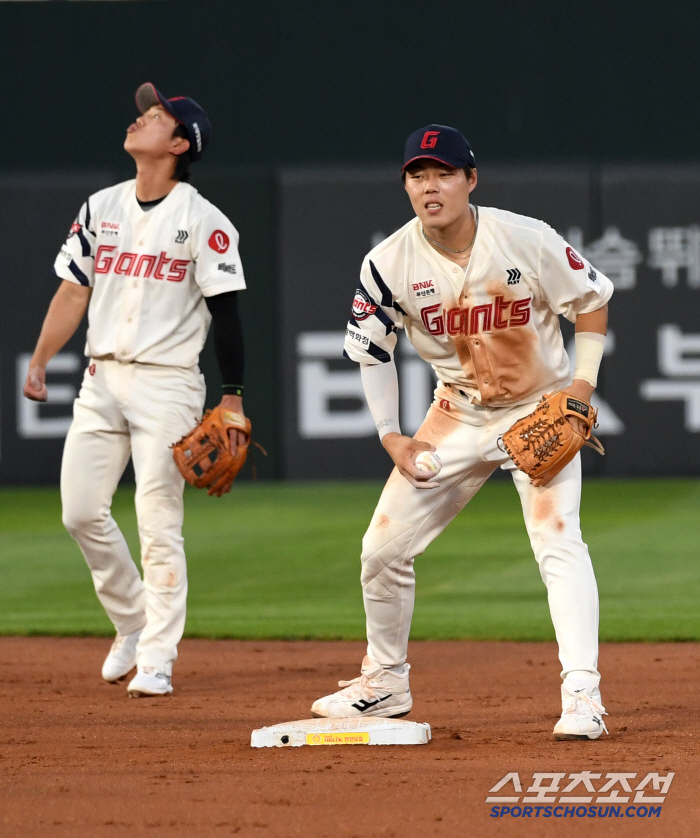 Now that he's back from a pulmonary hemorrhage, the main second baseman is replacing him because his side hurts, don't you think he's leaving again?