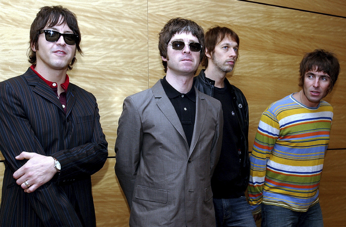 Oasis Liam 'Chongchong' Ahead Of Performance In Korea..a controversy over Asian demeaning
