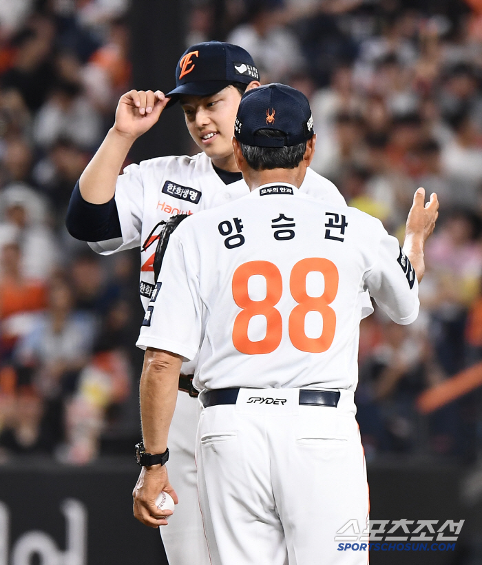  Calf pain Moon Dong-ju replaced as protection for the 7th time