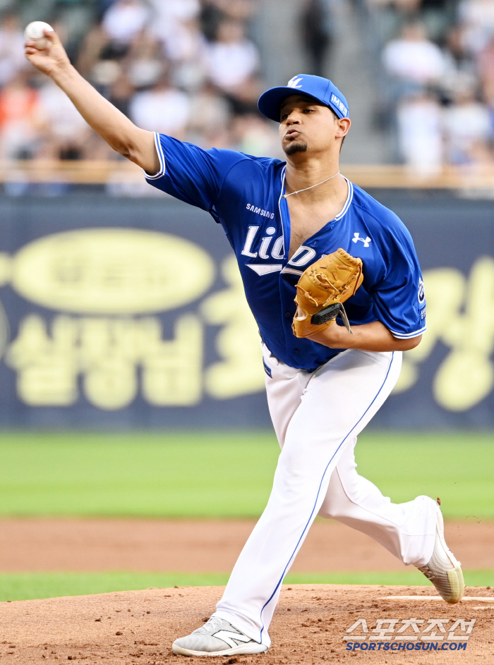  Samsung starter Garabito's hard throw