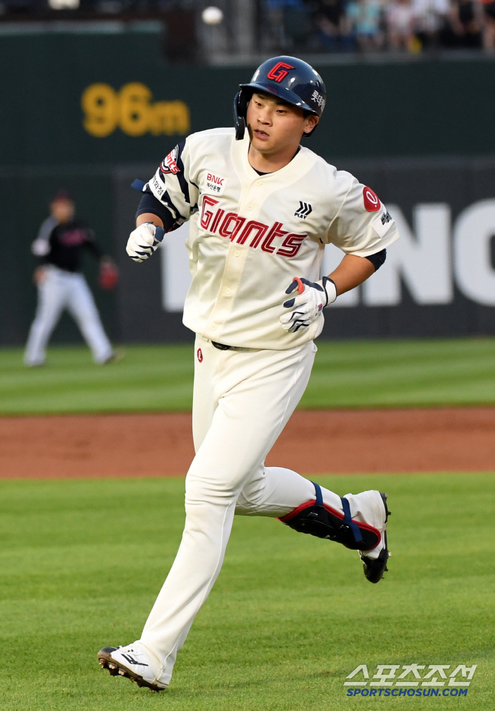 Third place, Mercury's biggest negative factor! Ko Seung-min's internal oblique injury eliminated the first team → All-star match failed. Yoon Sung-bin is also in the second division. Song Jae-young's call-up 