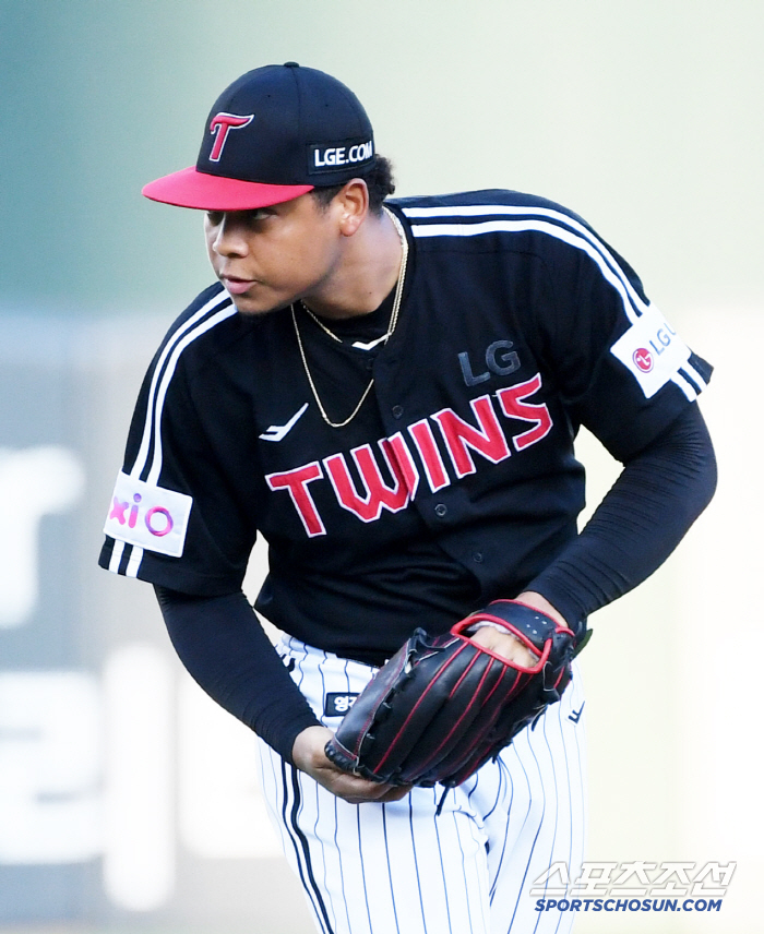 We are making thorough preparations. How long do we have to see a foreign pitcher who failed 5 consecutive innings for 4G when he is in a hurry to fight for the first place. The time for a decision is now 