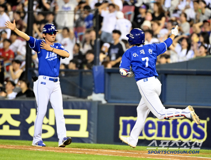 The 9th inning's grand slam came from behind! The reason why Samsung coach Park Jin-man praised a walk rather than a home run is because